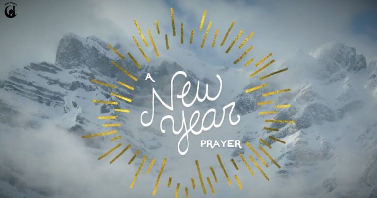 Top 30 New Year Prayer Quotes to Start Your Year with Faith